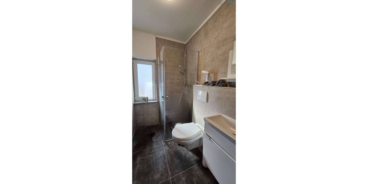 Etagenwohnung Langgöns - 4 Zimmer, 142 m&sup2;, 1.600&euro; | Angebot:26291317