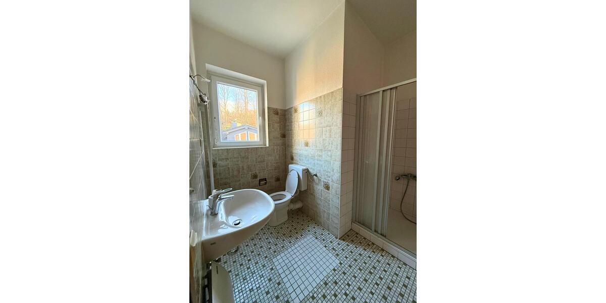 Etagenwohnung Meinerzhagen - 3 Zimmer, 100 m&sup2;, 1.000&euro; | Angebot:24330086