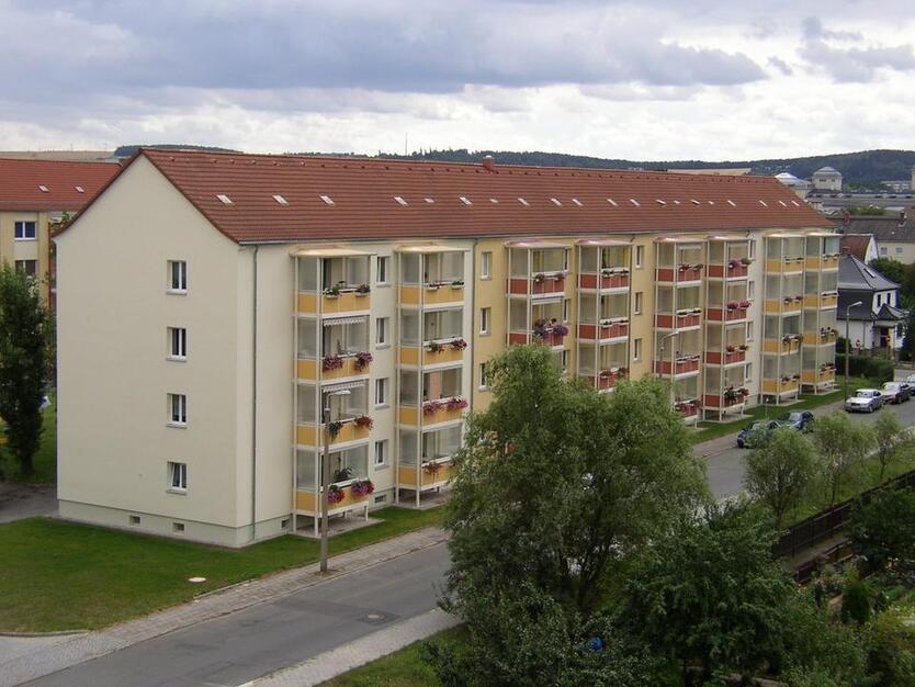 4-Raum-Wohnung im grünen Debschwitz mit großem Balkon zimmer