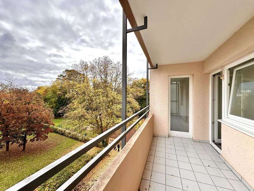 Wohnung zum Mieten in Bad Homburg 1.100 € 85 m² 3.5 zimmer