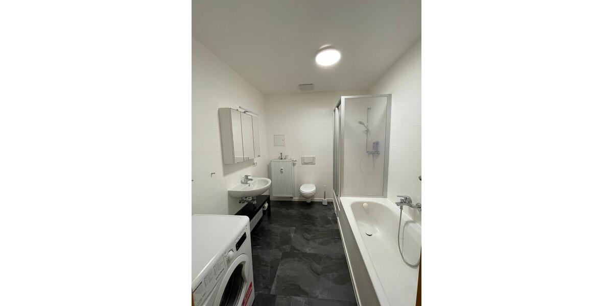 Hochparterre Friedrichroda - 2 Zimmer, 67 m&sup2;, 600&euro; | Angebot:24715816