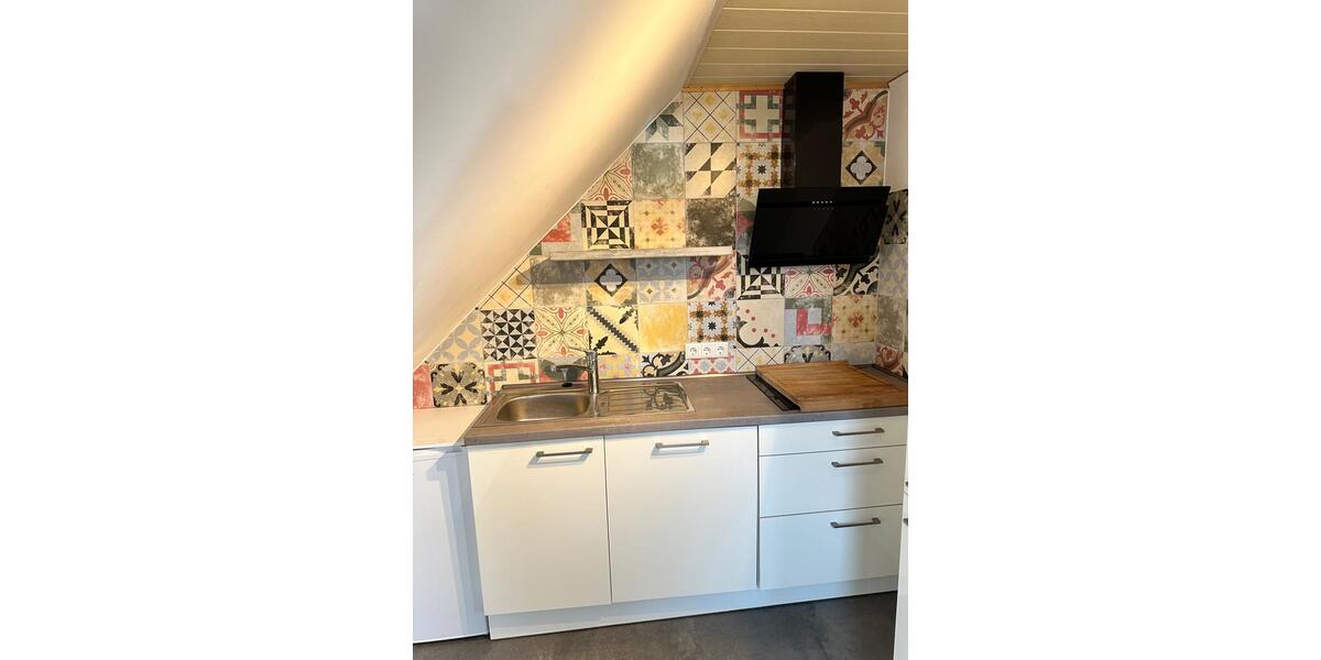 Dachgeschoßwohnung Suhlendorf - 4 Zimmer, 83 m&sup2;, 670&euro; | Angebot:26239057