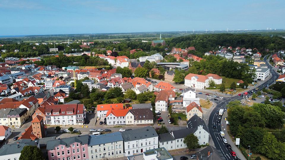 Erdgeschoßwohnung Bad Doberan - 3 Zimmer, 78 m&sup2;, 1.248&euro; | Angebot:25972138