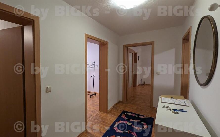 BIGKs: Suhl-Leninring: FREIE AUSSICHT - 3 Raum Wohnung Suhl,sep.Küche,Dusch-Wannenbad, Balkon (-;) 3 zimmer