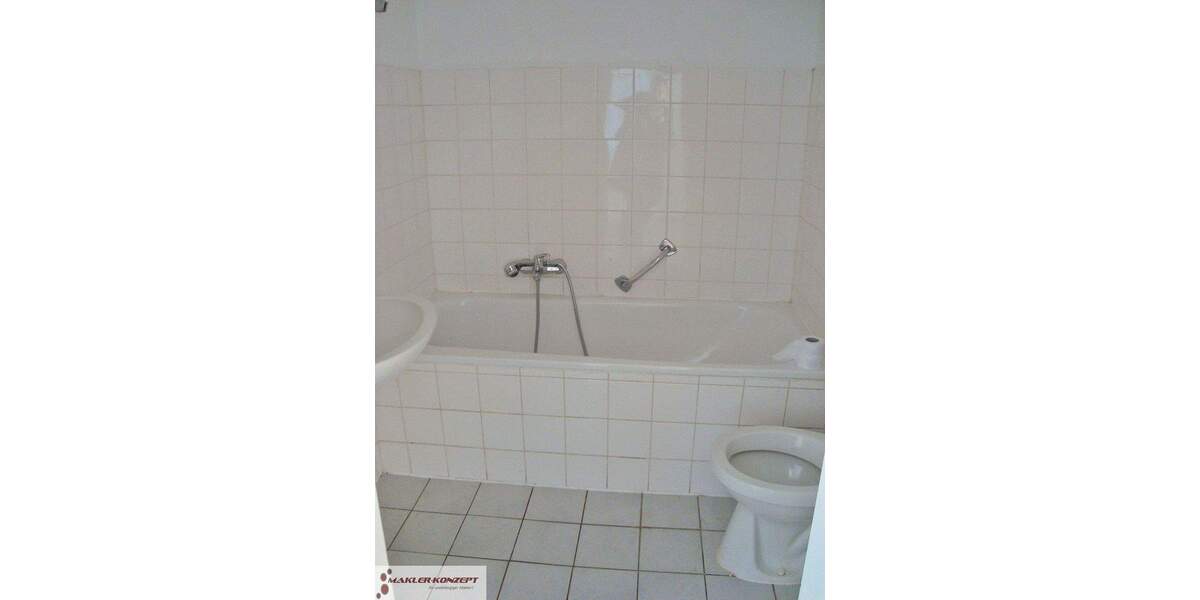 Etagenwohnung Hof Innenstadt - 4 Zimmer, 65 m&sup2;, 370&euro; | Angebot:26117447