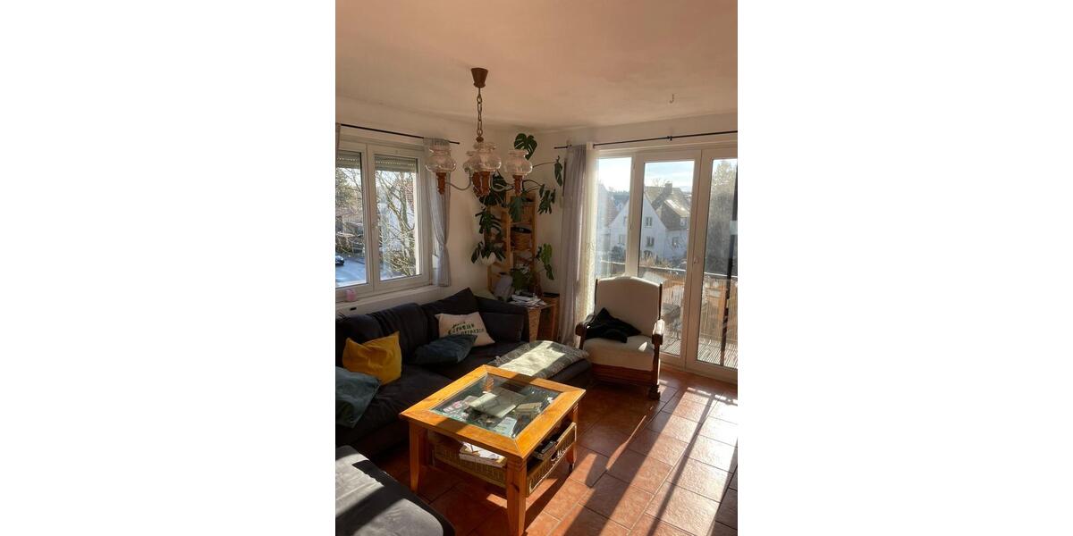 Etagenwohnung Eriskirch - 3.5 Zimmer, 98 m&sup2;, 1.200&euro; | Angebot:24870127