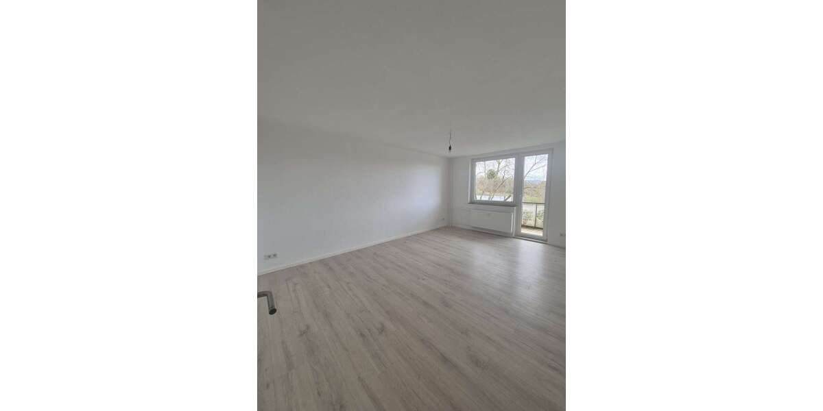 Etagenwohnung Eschwege - 3 Zimmer, 67 m&sup2;, 500&euro; | Angebot:26071665