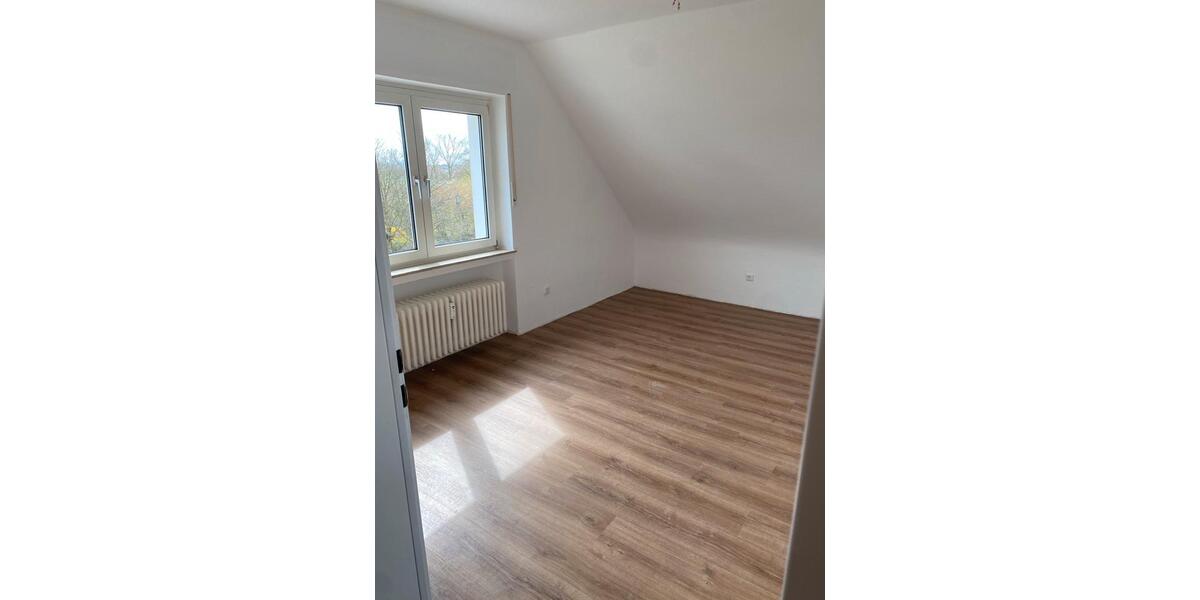 Etagenwohnung Friedrichsdorf - 3 Zimmer, 65 m&sup2;, 997&euro; | Angebot:26211870