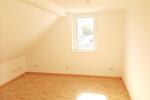 Dachgeschoßwohnung Bergen - 2 Zimmer, 43 m&sup2;, 390&euro; | Angebot:24563097