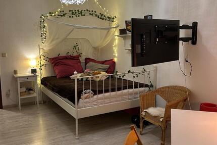 Möbliertes Zimmer zur ‼️Zwischenmiete‼️in 2-er WG 20 zimmer