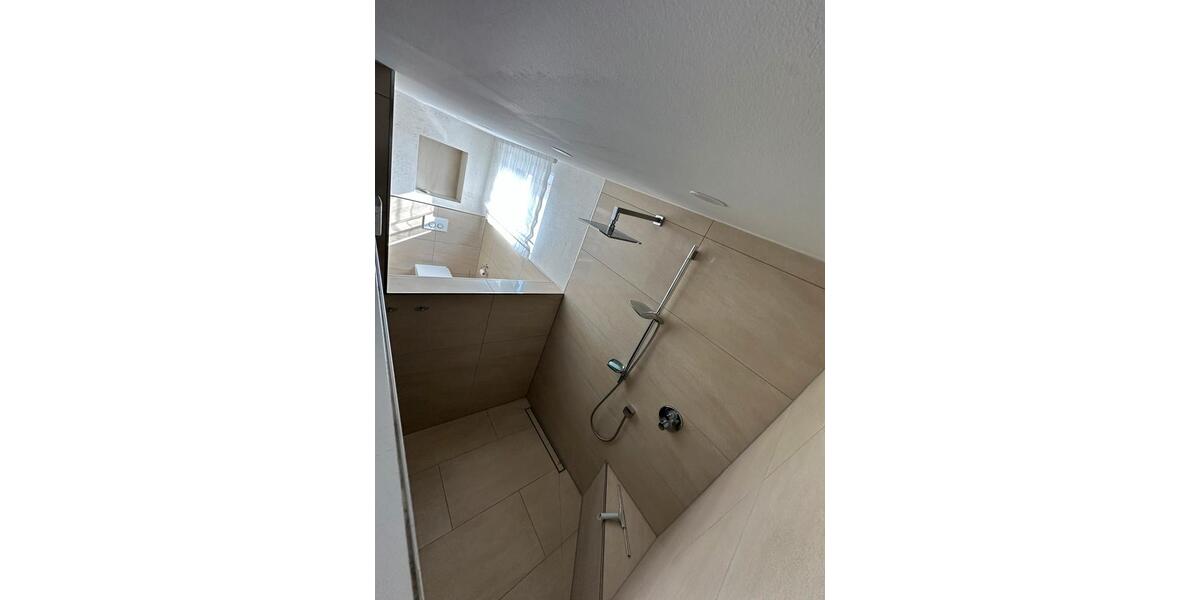 Einfamilienhaus Detmold - 3 Zimmer, 142 m&sup2;, 1.470&euro; | Angebot:26223551