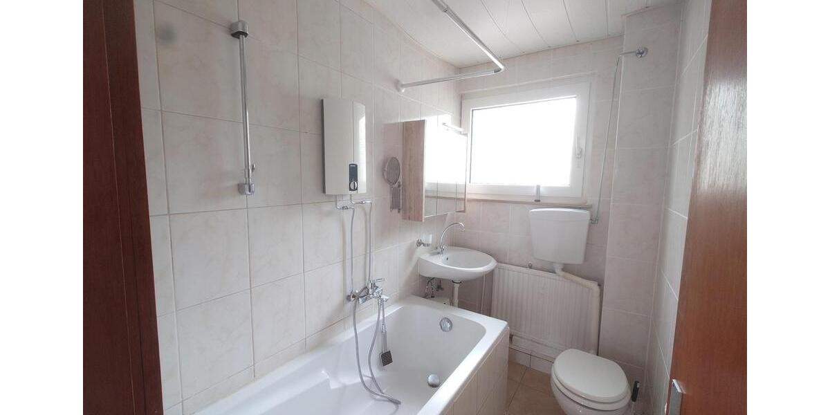 Etagenwohnung Holzminden - 2 Zimmer, 55 m&sup2;, 400&euro; | Angebot:26086561