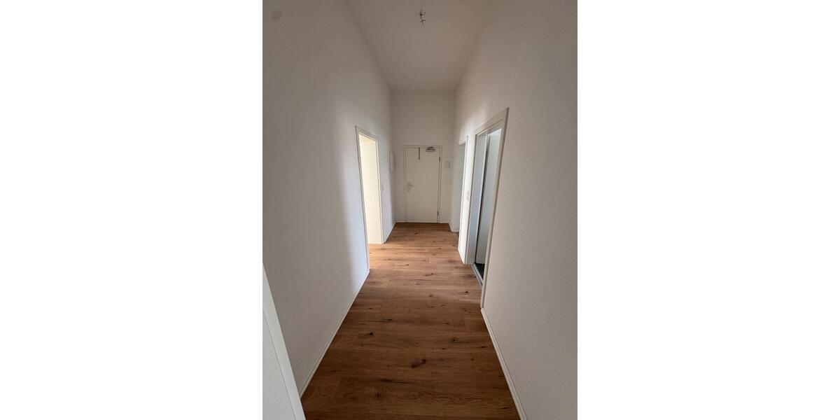 Erdgeschoßwohnung Adelsdorf - 3 Zimmer, 63 m&sup2;, 700&euro; | Angebot:25906780