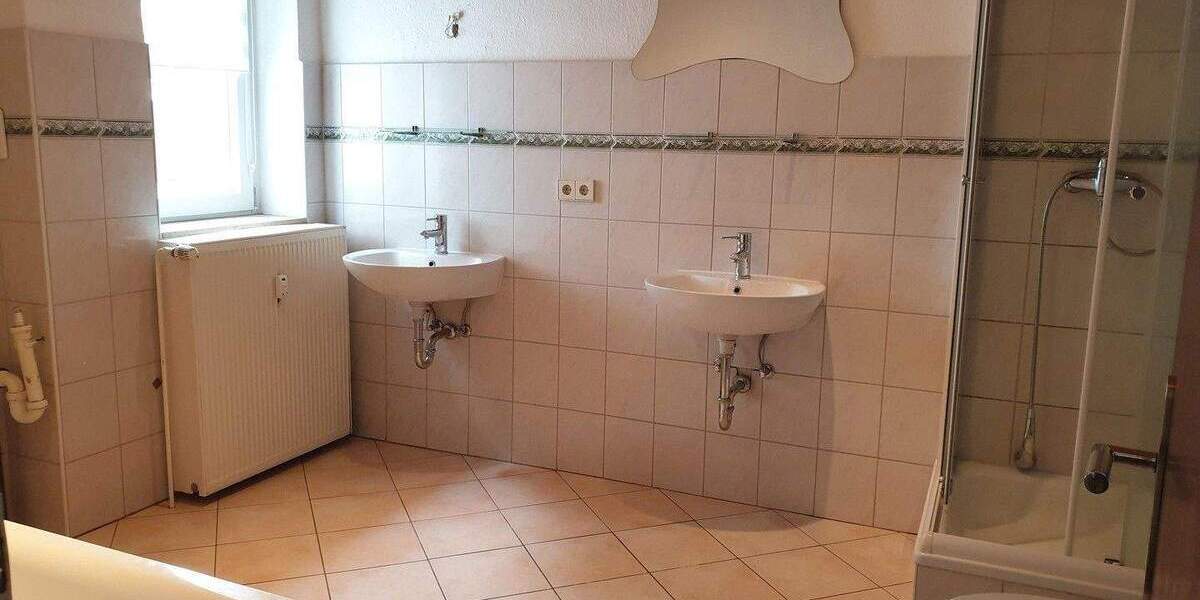 Zentrale 4 Zi Wohnung Erdgeschoss 4 zimmer