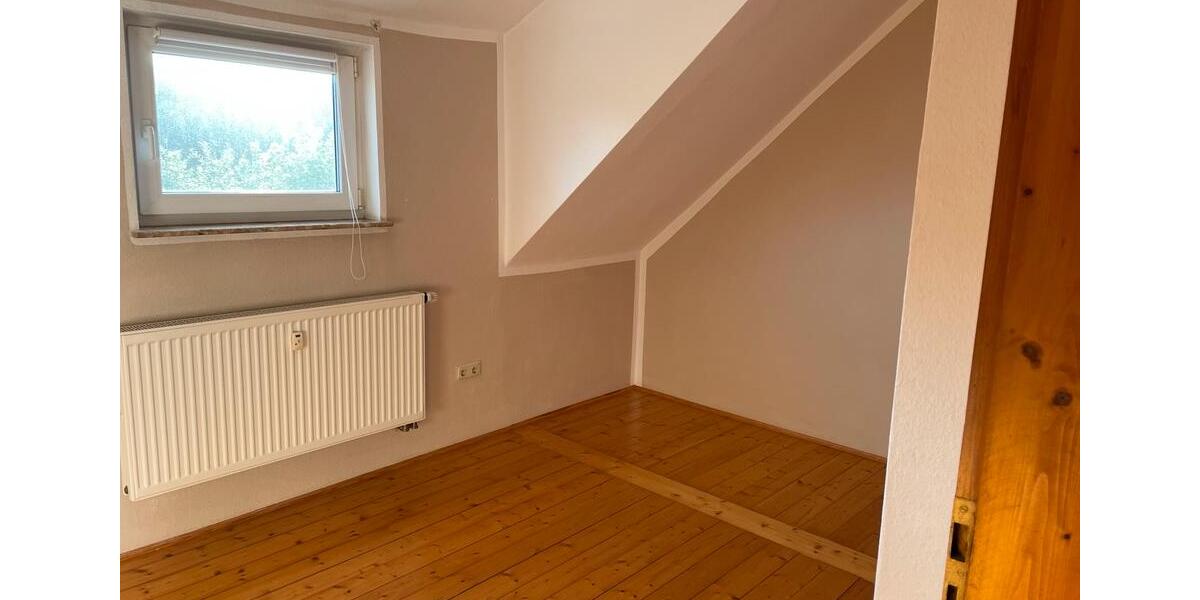 Dachgeschoßwohnung Waldeck - 2 Zimmer, 55 m&sup2;, 400&euro; | Angebot:26548795