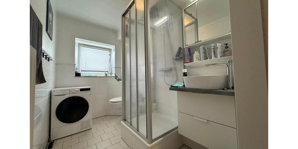 Etagenwohnung Emden - 4 Zimmer, 100 m&sup2;, 950&euro; | Angebot:26169140
