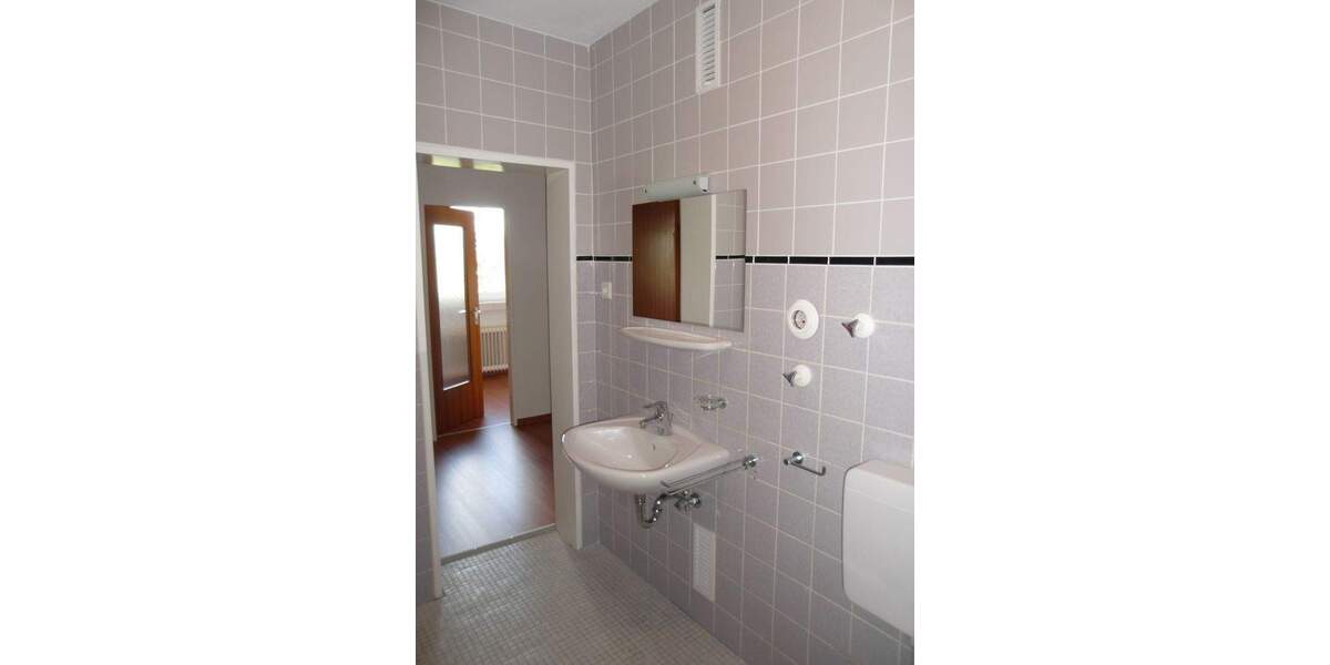 Etagenwohnung Wilhelmshaven Aldenburg - 2 Zimmer, 48 m&sup2;, 350&euro; | Angebot:25696209