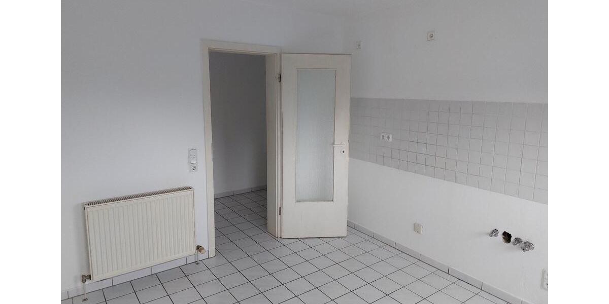 Etagenwohnung Saarbrücken Kieselhumes - 3 Zimmer, 83 m&sup2;, 830&euro; | Angebot:26479637