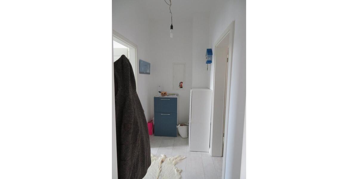 Erdgeschoßwohnung Wuppertal Arrenberg - 2 Zimmer, 67 m&sup2;, 750&euro; | Angebot:26050254