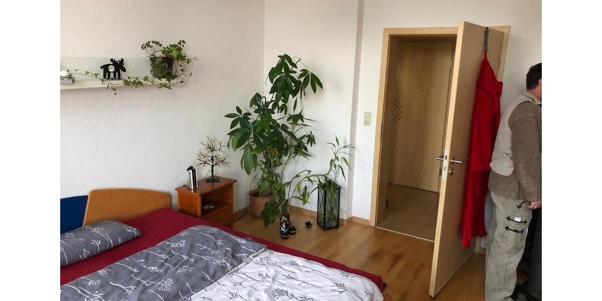 Dachgeschoßwohnung Köthen (Anhalt) - 2 Zimmer, 80 m&sup2;, 560&euro; | Angebot:24803343