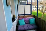 Bei VIVAWEST die Sonnenstrahlen auf dem eigenen Balkon genießen. zimmer