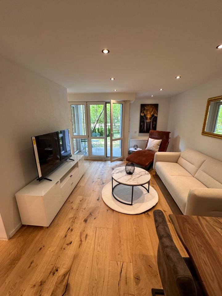 (Vermitung) Möbliertes 1,5 Zimmer Design-Apartment mit Garten