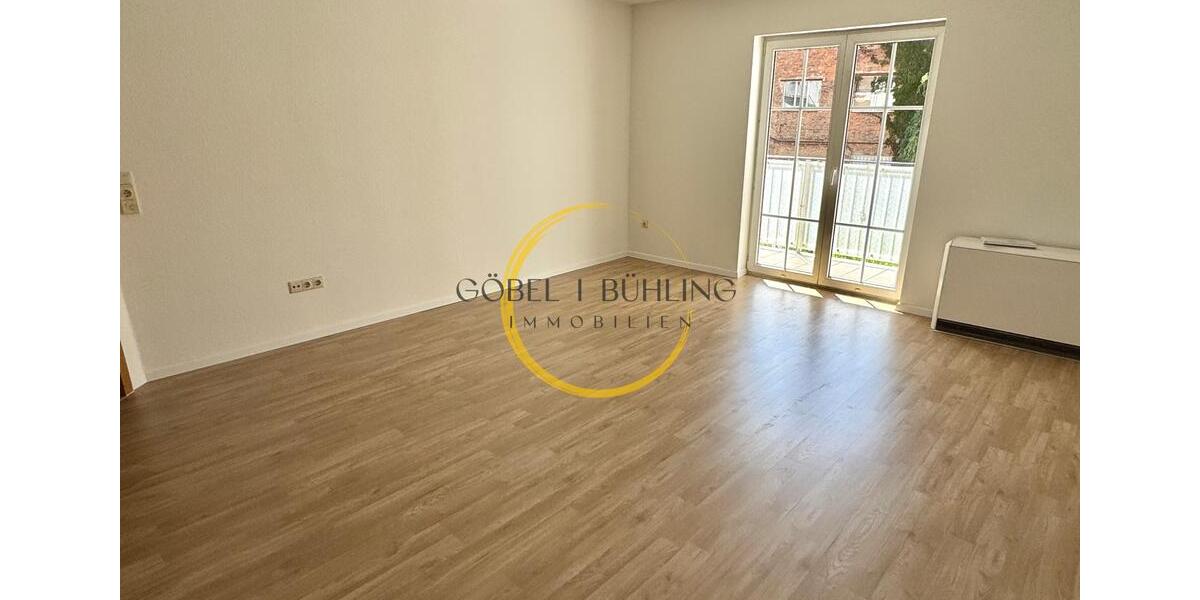 Etagenwohnung Weida - 2 Zimmer, 66 m&sup2;, 350&euro; | Angebot:26444052