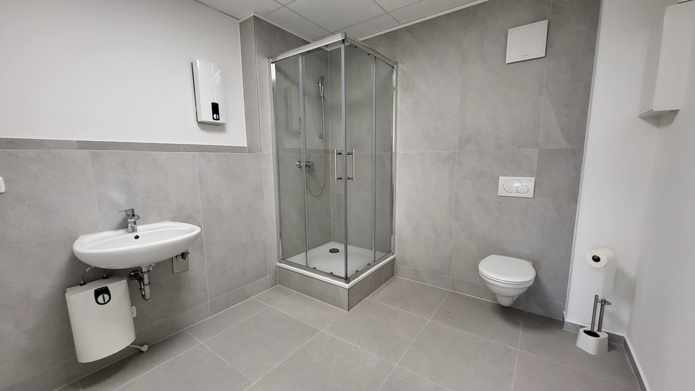 Nagelneu sanierte Bürofläche - ca. 65 m² im Gewerbergebiet Flörsheim-Weilbach - Gewerbeobjekt Flörsheim | Angebot:26003819