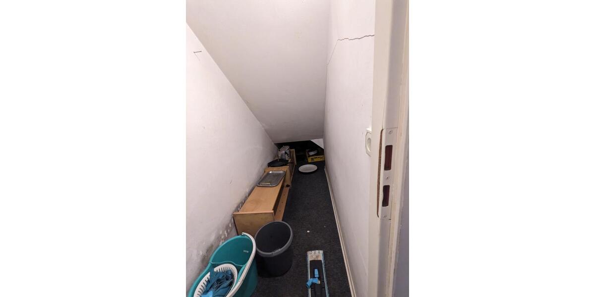 Etagenwohnung Bruchsal - 4 Zimmer, 100 m&sup2;, 400&euro; | Angebot:24702855