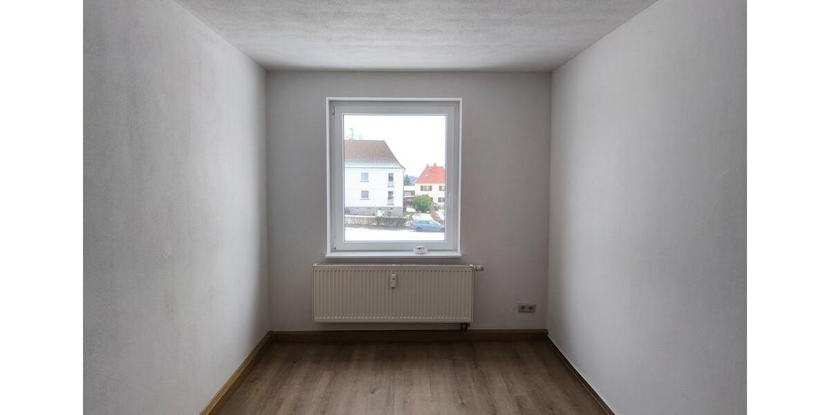 Etagenwohnung Bischofswerda - 3 Zimmer, 63 m&sup2;, 410&euro; | Angebot:23643011