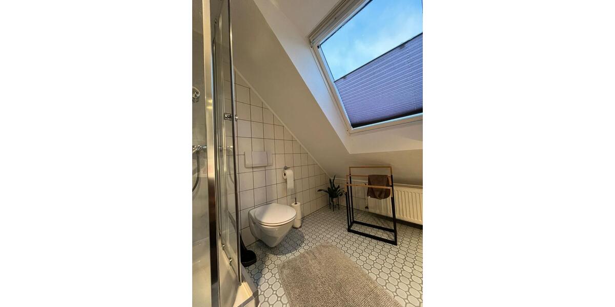 Dachgeschoßwohnung Remscheid Remscheid-Süd - 2 Zimmer, 62 m&sup2;, 558&euro; | Angebot:26039375