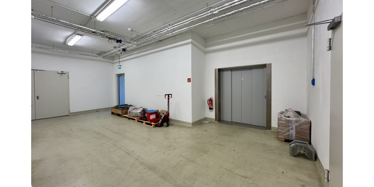 Lagerfläche ab sofort verfügbar - am Industrie- und Logistikstandort zimmer