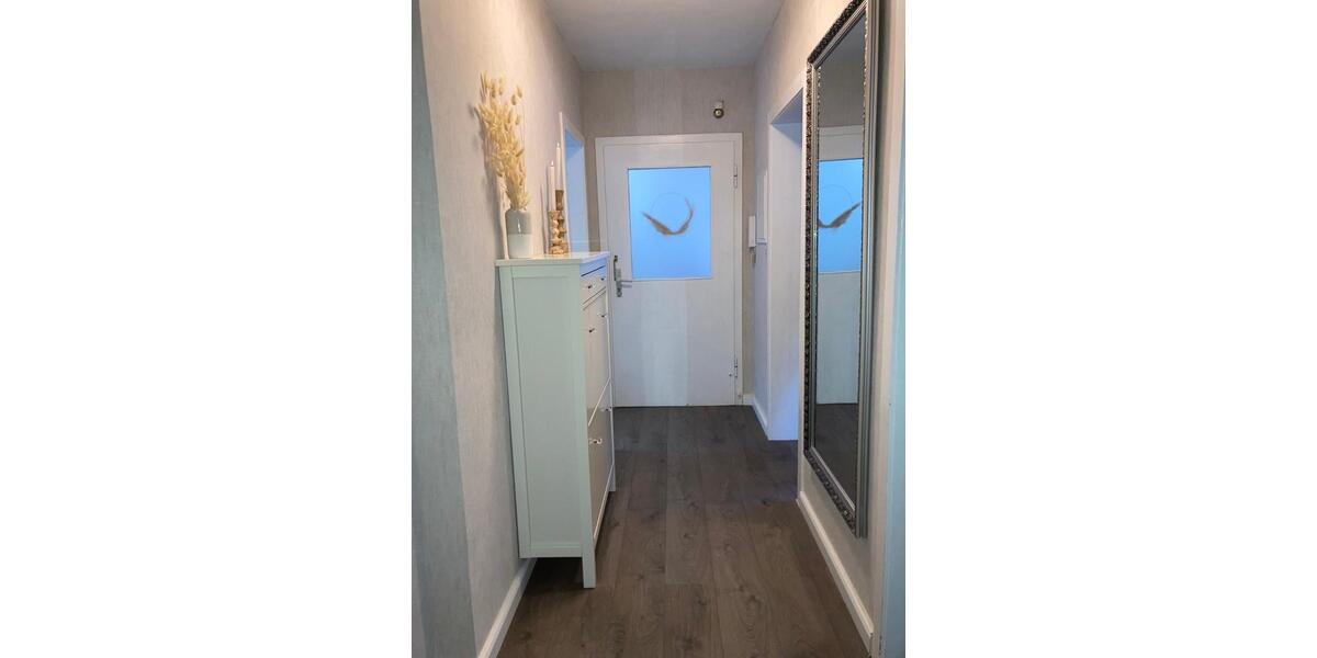 Wohnen auf Zeit Detmold - 3 Zimmer, 52 m&sup2;, 700&euro; | Angebot:26289062