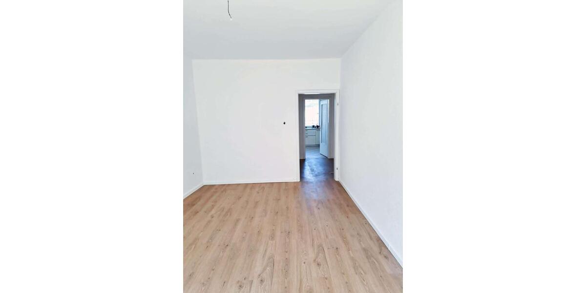 Etagenwohnung Hildesheim - 4 Zimmer, 120 m&sup2;, 1.080&euro; | Angebot:25904595