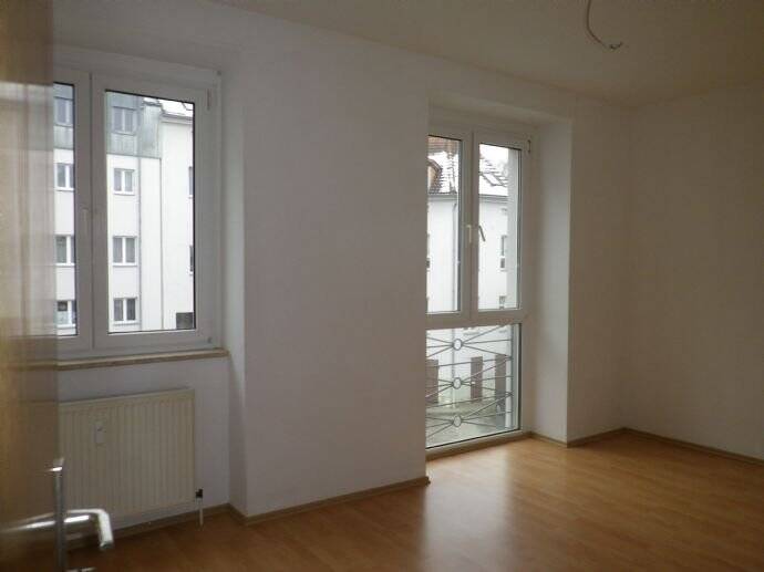 Etagenwohnung Altenburg - 3 Zimmer, 70 m&sup2;, 430&euro; | Angebot:25815939