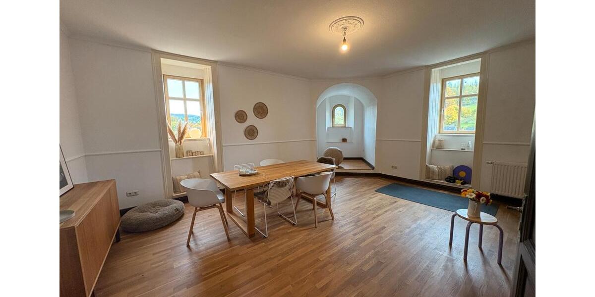 Dachgeschoßwohnung Hilchenbach - 3 Zimmer, 124 m&sup2;, 870&euro; | Angebot:26478023