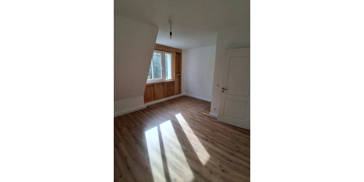 Etagenwohnung Berlin Wannsee - 3 Zimmer, 112 m&sup2;, 2.085&euro; | Angebot:26377054