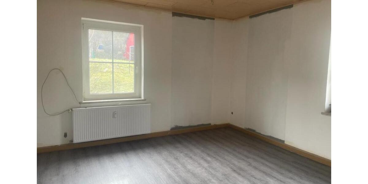 Etagenwohnung Probstzella - 2 Zimmer, 48 m&sup2;, 265&euro; | Angebot:25751007