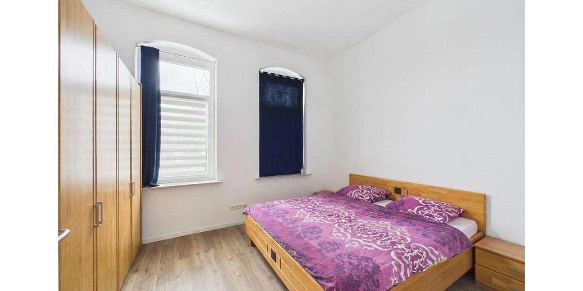 Erdgeschoßwohnung Sehnde - 4.5 Zimmer, 115 m&sup2;, 1.150&euro; | Angebot:25127232