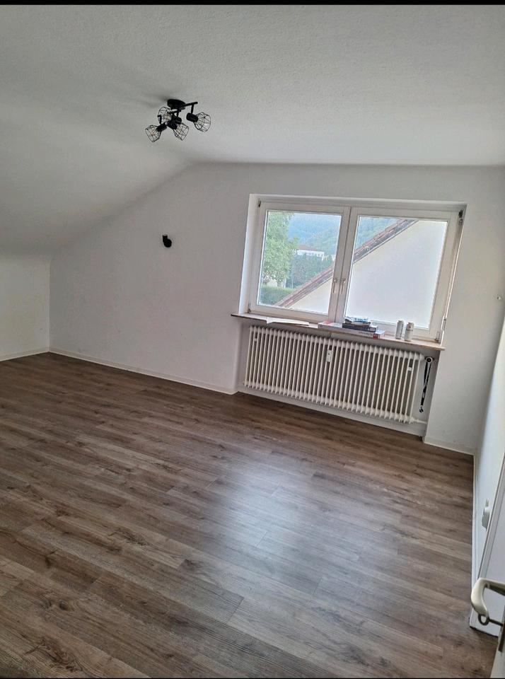2 ZI DG Wohnung im Mühleweg Bestenheid frei zum 01.10.25
