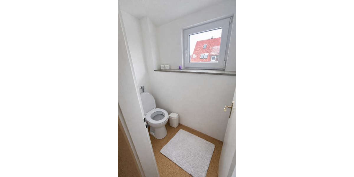 Etagenwohnung Rothenburg ob der Tauber - 5 Zimmer, 220 m&sup2;, 70&euro; | Angebot:25962944