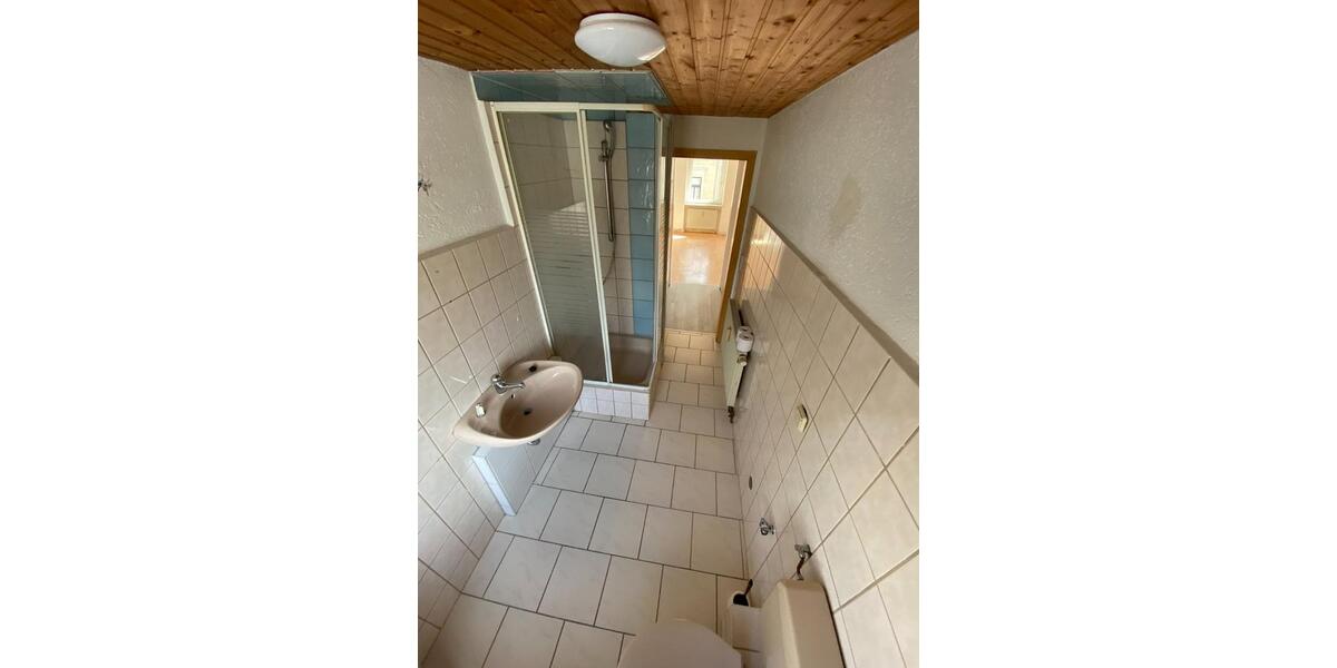 Etagenwohnung Oelsnitz (Vogtland) - 5 Zimmer, 100 m&sup2;, 450&euro; | Angebot:24873337
