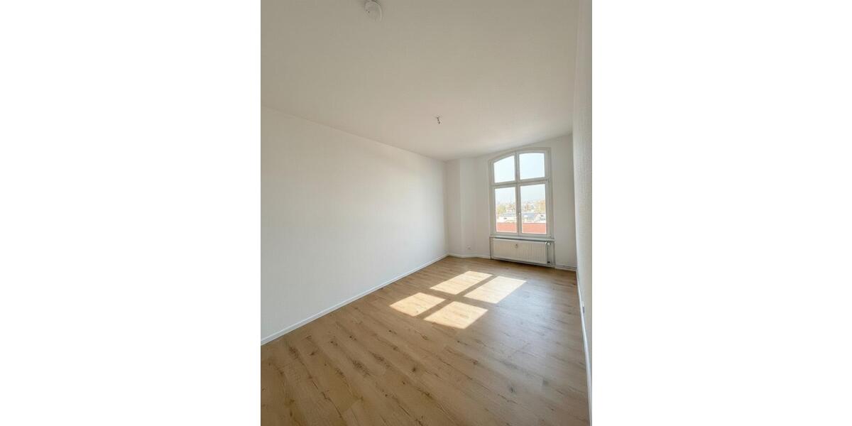 Etagenwohnung Angermünde - 2 Zimmer, 66 m&sup2;, 600&euro; | Angebot:26462715