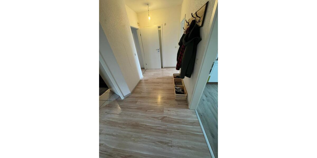 Etagenwohnung Sassenburg - 3 Zimmer, 90 m&sup2;, 700&euro; | Angebot:26607907