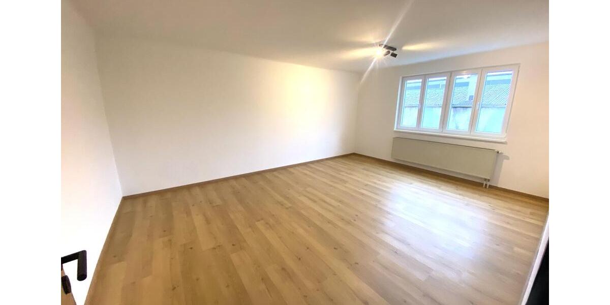 Etagenwohnung Nördlingen - 3.5 Zimmer, 95 m&sup2;, 1.000&euro; | Angebot:26676164