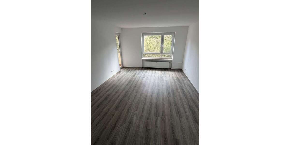 Etagenwohnung Wiesbaden Biebrich - 3 Zimmer, 72 m&sup2;, 1.008&euro; | Angebot:26134919