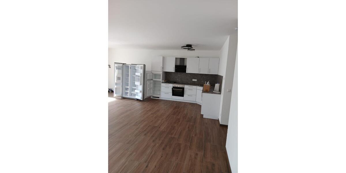 Etagenwohnung Ravenstein - 3 Zimmer, 90 m&sup2;, 900&euro; | Angebot:26325782