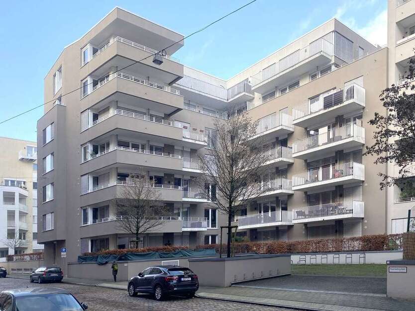 Wohnung zum Mieten in Bremen 880 € 60.09 m² 2 zimmer