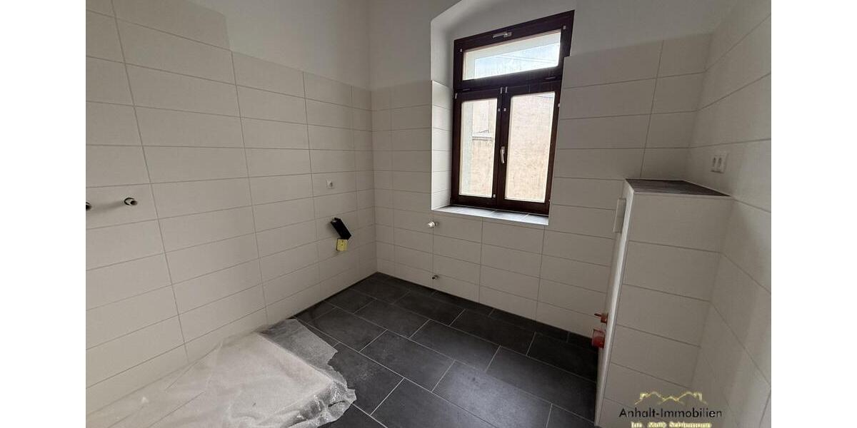 Erdgeschoßwohnung Bitterfeld-Wolfen Bitterfeld - 2 Zimmer, 56 m&sup2;, 392&euro; | Angebot:25589743