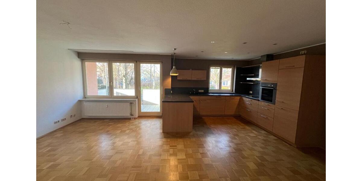 Wohnung mit Balkon, Einbauküche und modernem Bad 2 zimmer